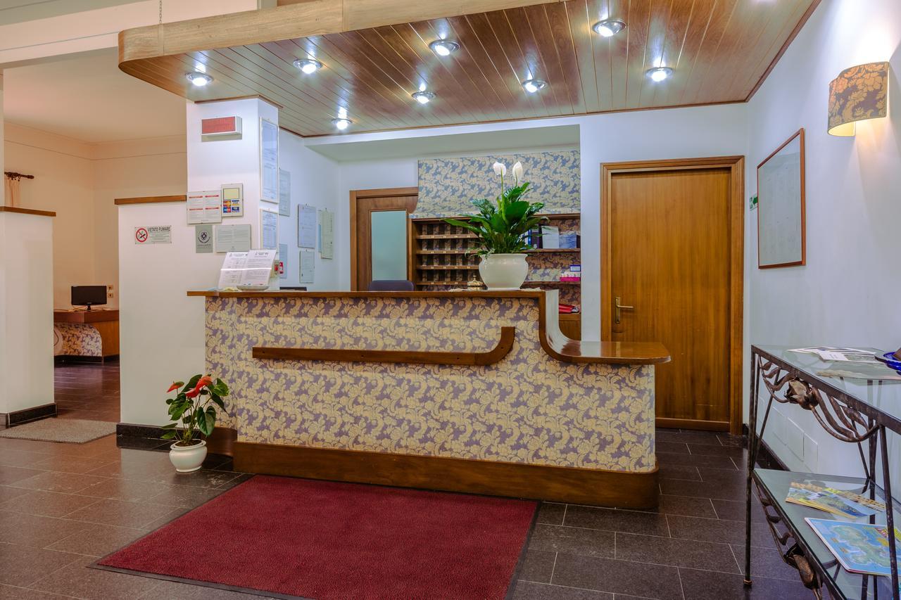 Вілла Le Terrazze Фоллоніка Екстер'єр фото
